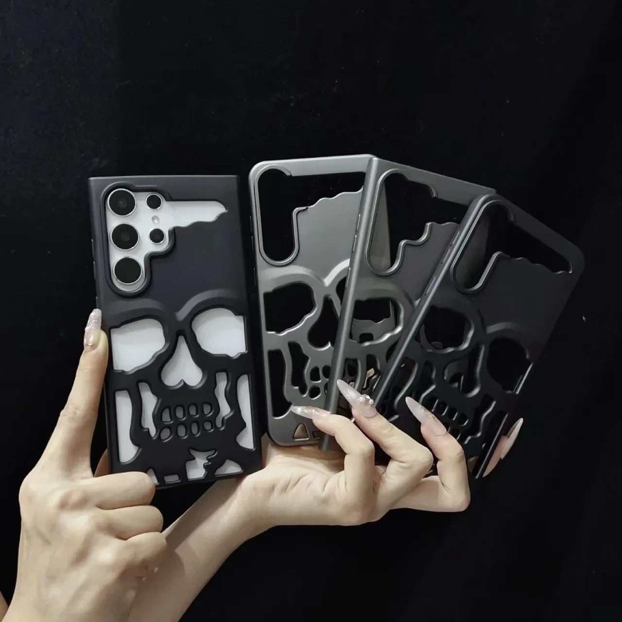 Skull Design with Laser Technology Color Film, Hollow Out Glossy Finish Plating Slim Stylish Shell for iPhone 15