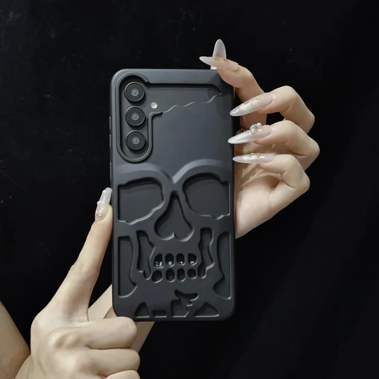 Skull Design with Laser Technology Color Film, Hollow Out Glossy Finish Plating Slim Stylish Shell for iPhone 15