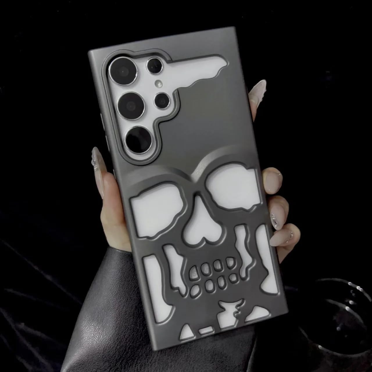 Skull Design with Laser Technology Color Film, Hollow Out Glossy Finish Plating Slim Stylish Shell for iPhone 15